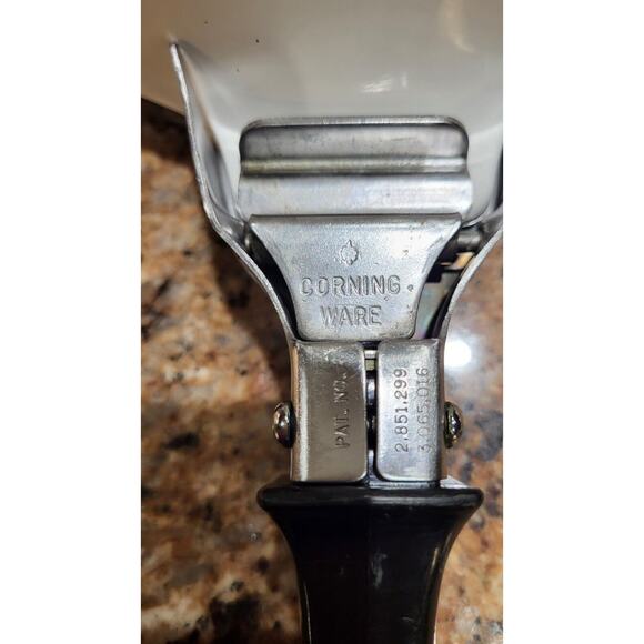 Vintage Corning Ware Blue Cornflower 2 Qt Sauce Maker with Handle Rare Discont. - Picture 15 of 16